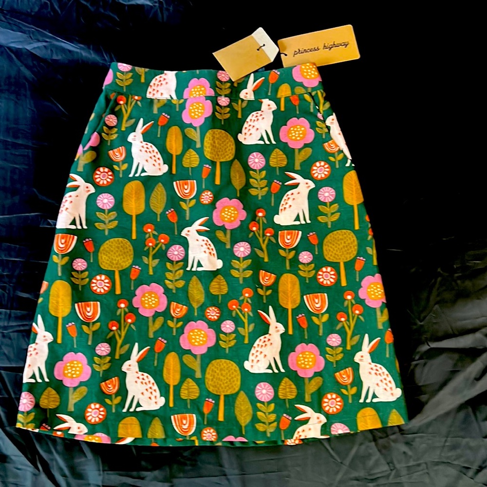 ModCloth Princess highway Bunny Harvest skirt, size AU 6/US 2, NWT, rare find